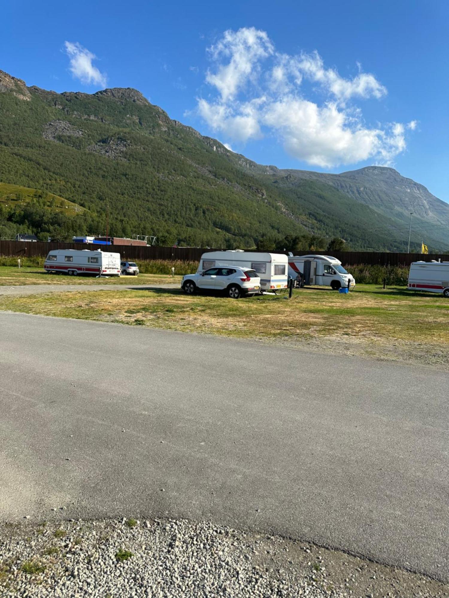 Løkvollstranda camping As Samuelsberg Bagian luar foto